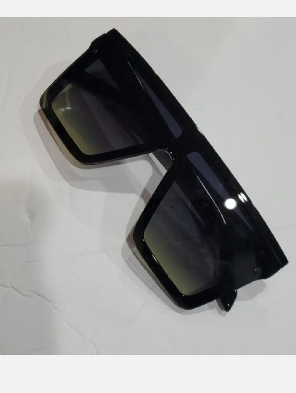 Quay Australia Hindsight black green fade lenses flat brow sunglasses new